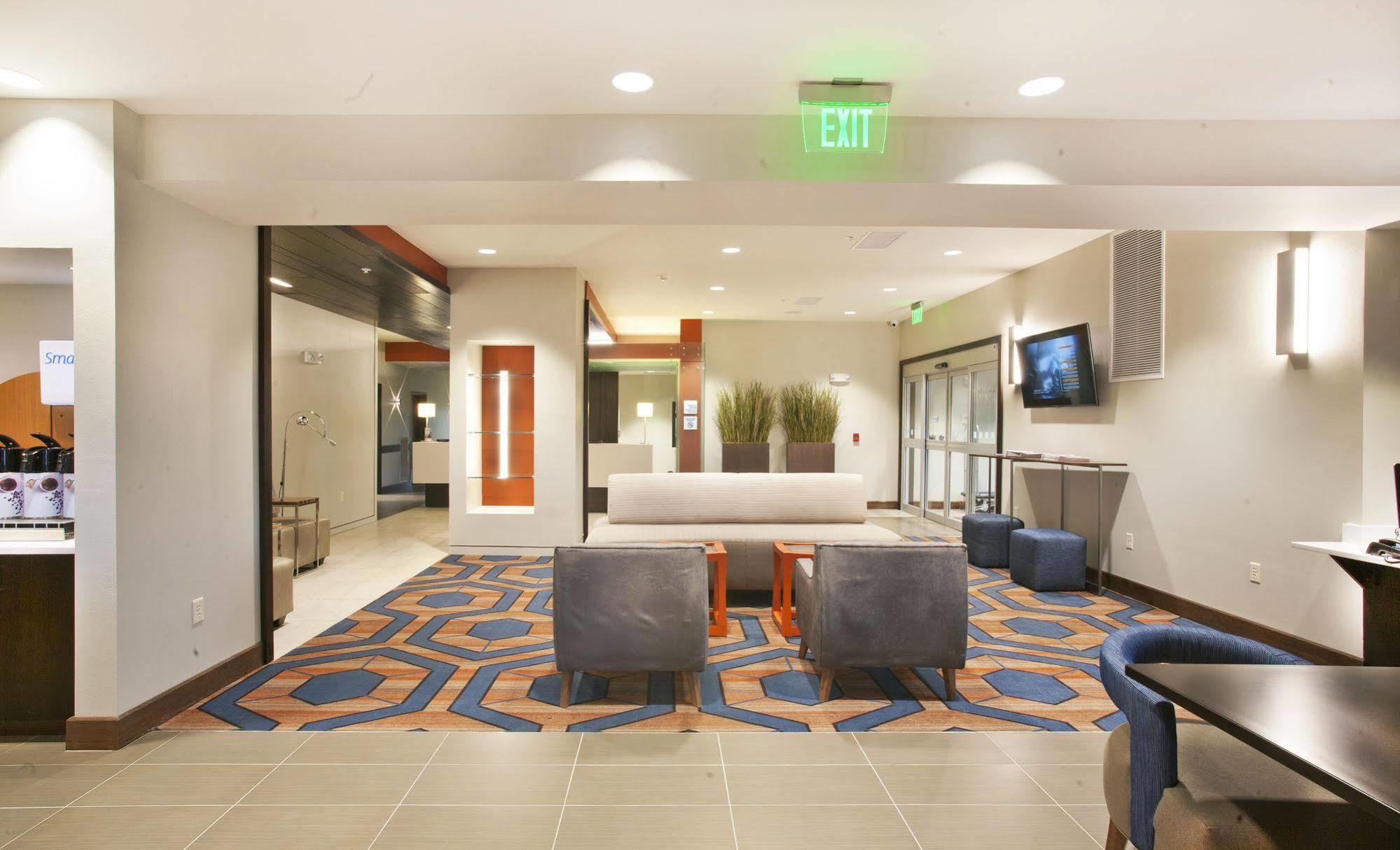 Holiday Inn Express Hotel & Suites Hot Springs By Ihg Ngoại thất bức ảnh