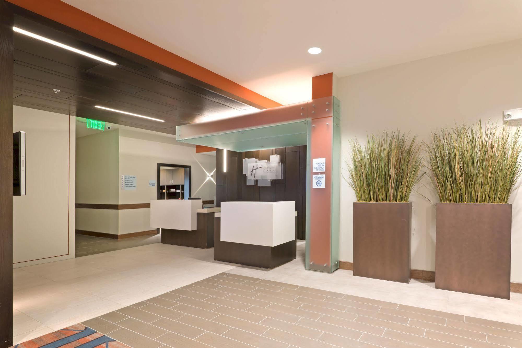 Holiday Inn Express Hotel & Suites Hot Springs By Ihg Ngoại thất bức ảnh
