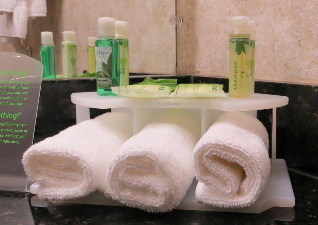 Holiday Inn Express Hotel & Suites Hot Springs By Ihg Ngoại thất bức ảnh